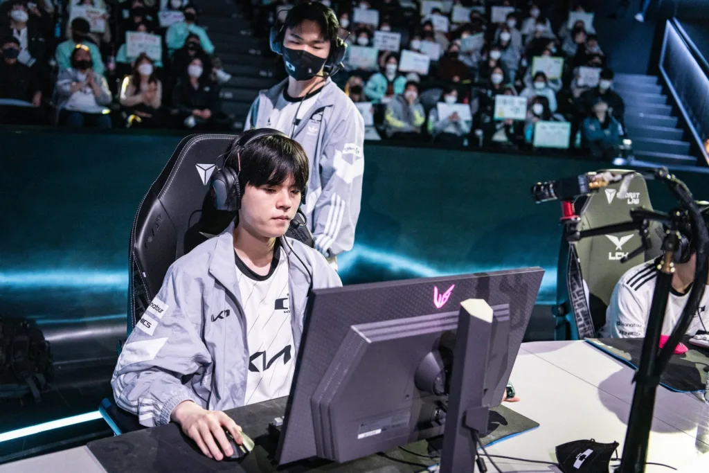 Dplus KIA parts ways with longtime LCK jungler Canyon, star ADC Deft