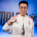 Xiaohu’s unorthodox Ahri build may have cost Weibo big at Worlds 2023